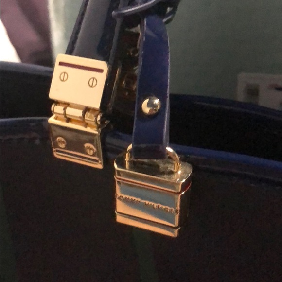 Tommy Hilfiger Purse - Picture 3 of 8